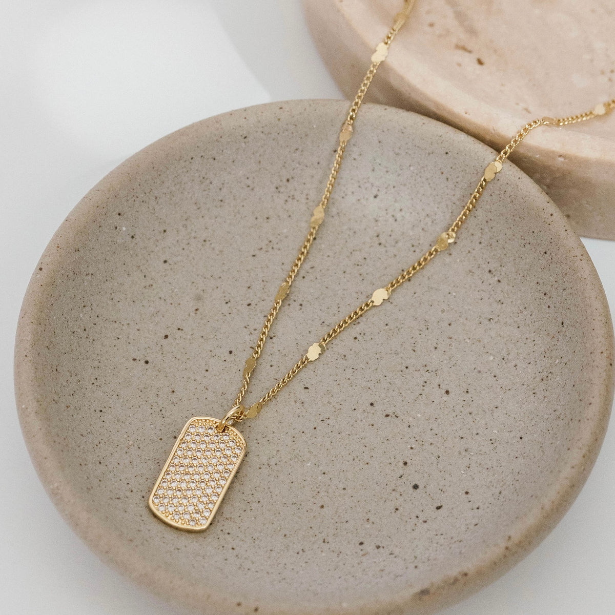 The Jett Necklace